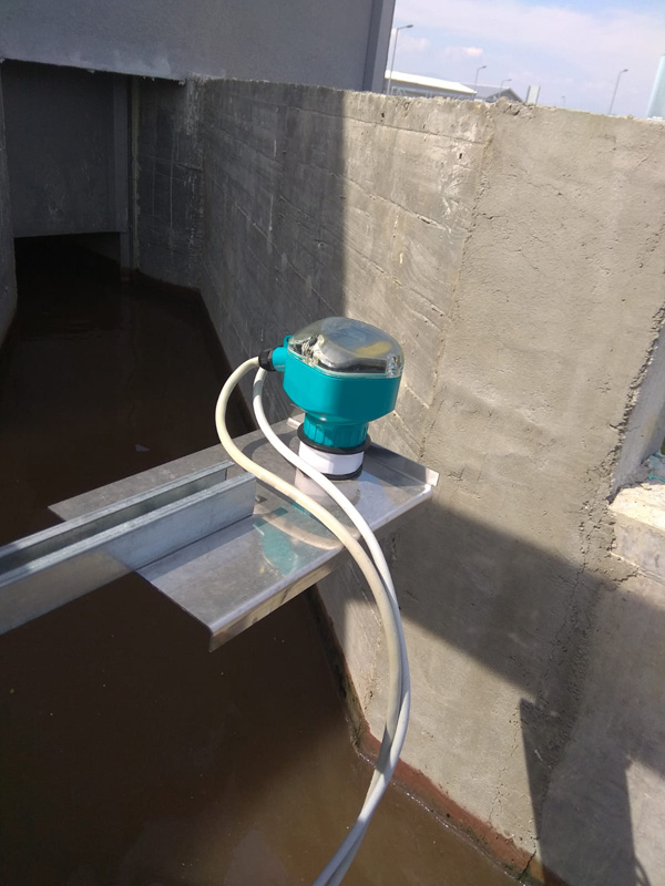 聯(lián)測(cè)超聲波液位計(jì)使用現(xiàn)場(chǎng)